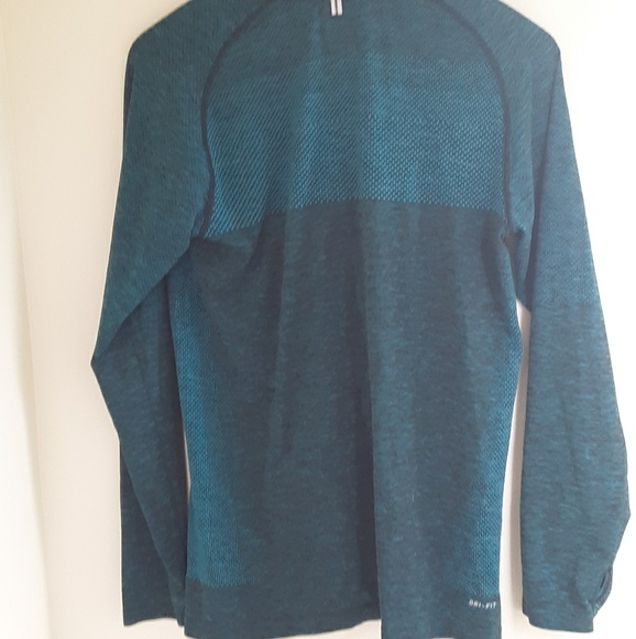 Nike | Dri-fit - Picture 3 of 3